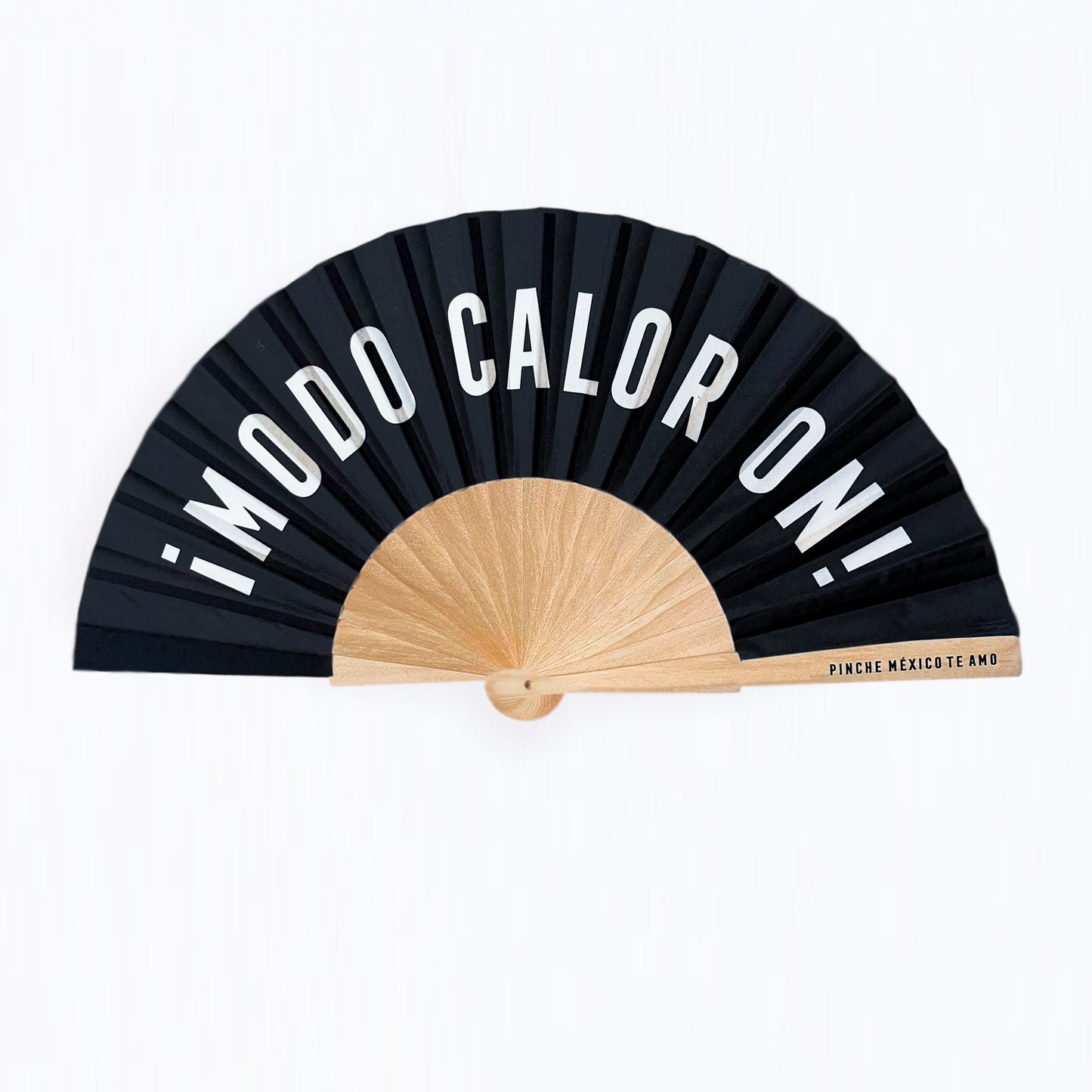 ABANICO NEGRO ¡MODO CALOR ON!