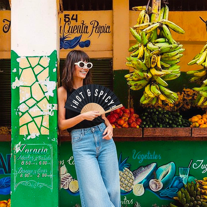 ABANICO NEGRO ¡HOT & SPICY!